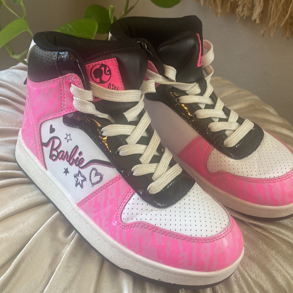 - 🎀 Barbie Mattel Girls High top Sneakers Size 3 Pink - Picture 10 of 10